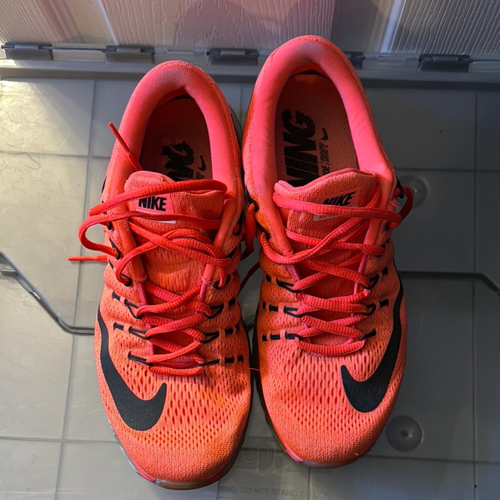 Nike AIRMAX 2016 WNS 10 Neon Orange Running Shoes, EUC